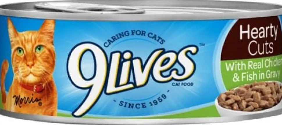 9 Lives Hearty Cuts with Real Chicken and Fish in Gravy Canned Cat Food