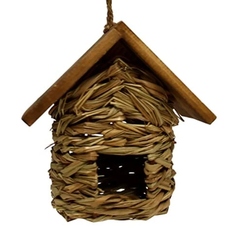 Songbird Essentials Hanging Grass Roosting Pocket with Roof - 11 In