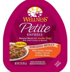 Wellness Small Breed Natural Petite Entrees Shredded Medley with Tender Chicken, Turkey, Carrots and Green Beans Dog Food Tray